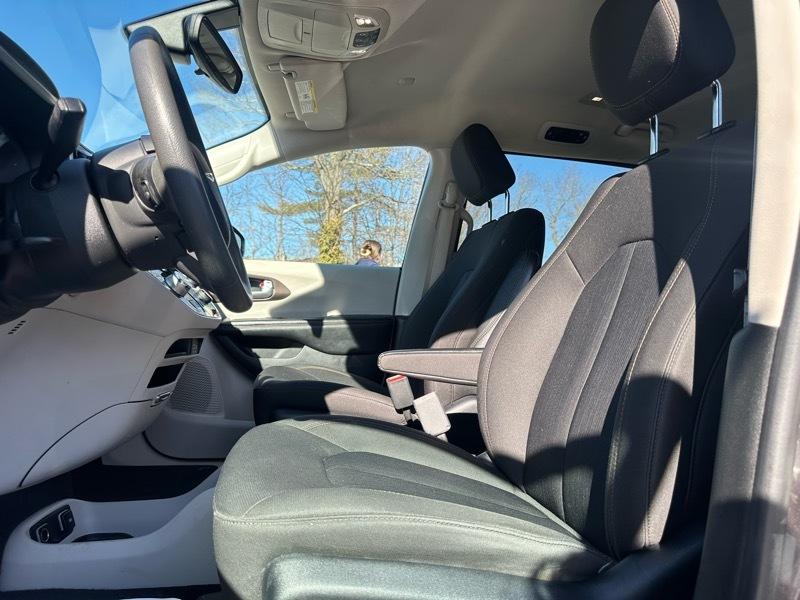 Chrysler Pacifica Touring 2017