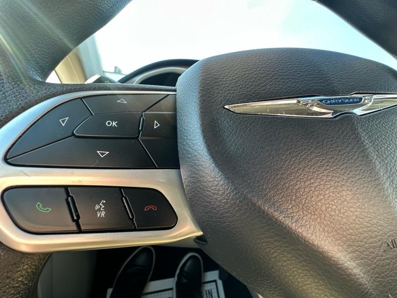 Chrysler Pacifica Touring 2017