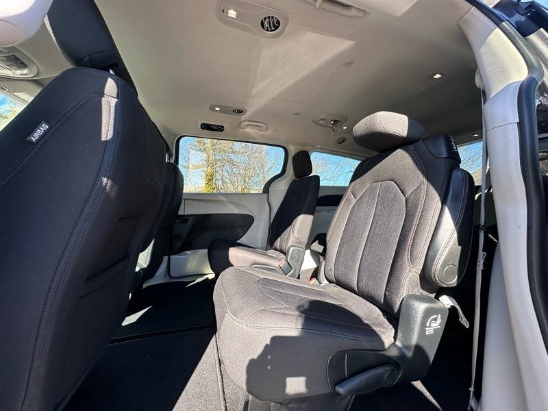 Chrysler Pacifica Touring 2017