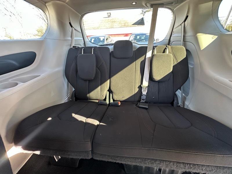 Chrysler Pacifica Touring 2017