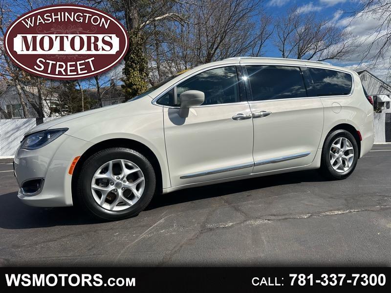 2019 Chrysler Pacifica Touring-L