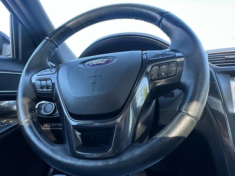 Ford Explorer XLT 4WD 2018