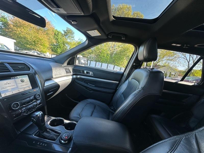 Ford Explorer XLT 4WD 2018