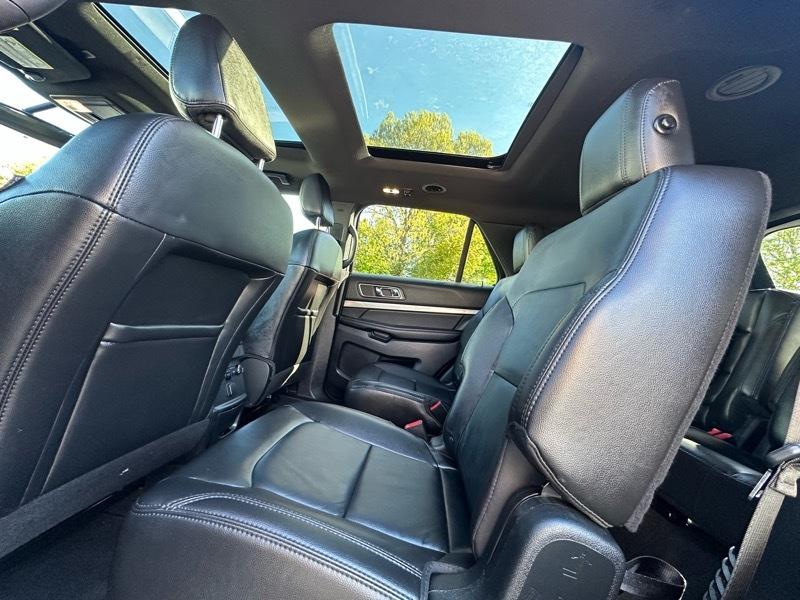 Ford Explorer XLT 4WD 2018