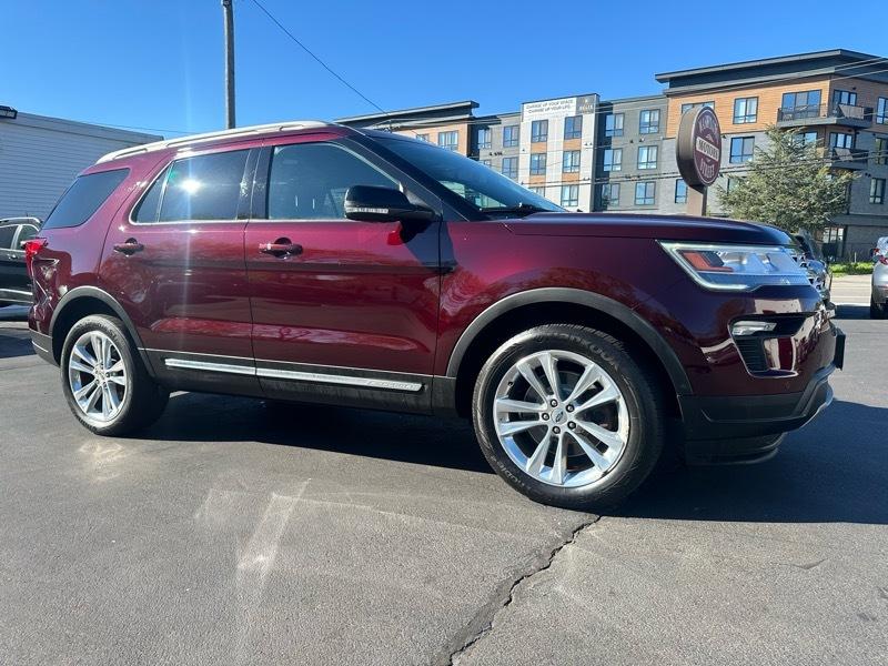 Ford Explorer XLT 4WD 2018