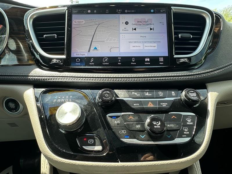 Chrysler Pacifica Limited 2022