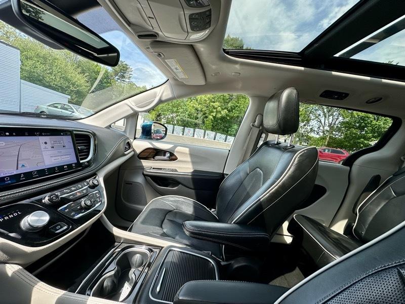 Chrysler Pacifica Limited 2022