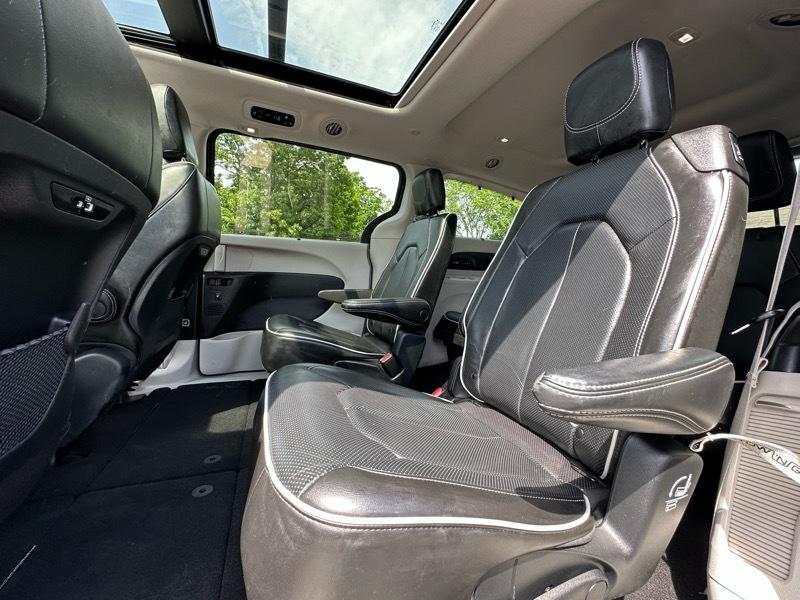 Chrysler Pacifica Limited 2022