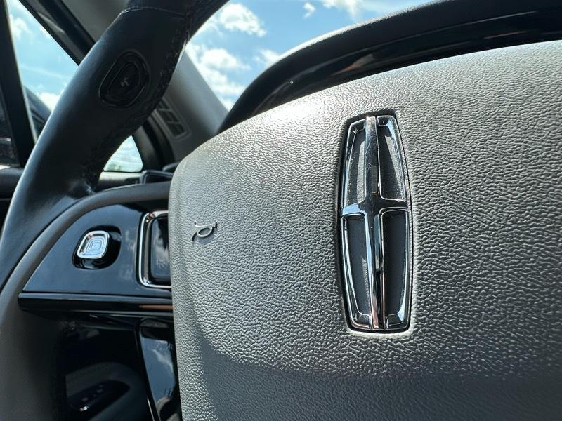 Lincoln Corsair Reserve AWD 2021