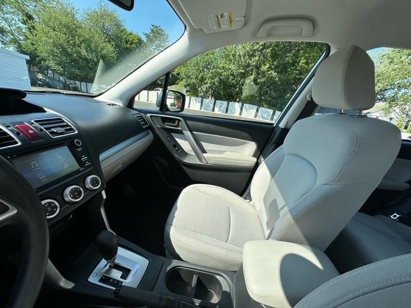 Subaru Forester 2.5i PZEV CVT 2016