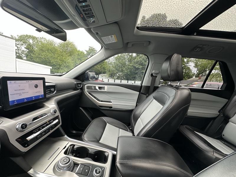 Ford Explorer XLT AWD 2023