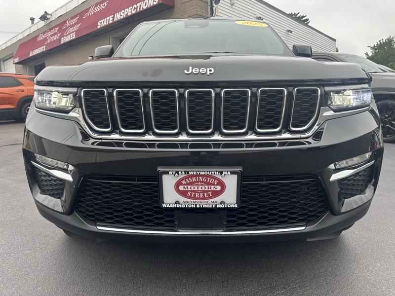 Jeep Grand Cherokee Limited 4WD 2025