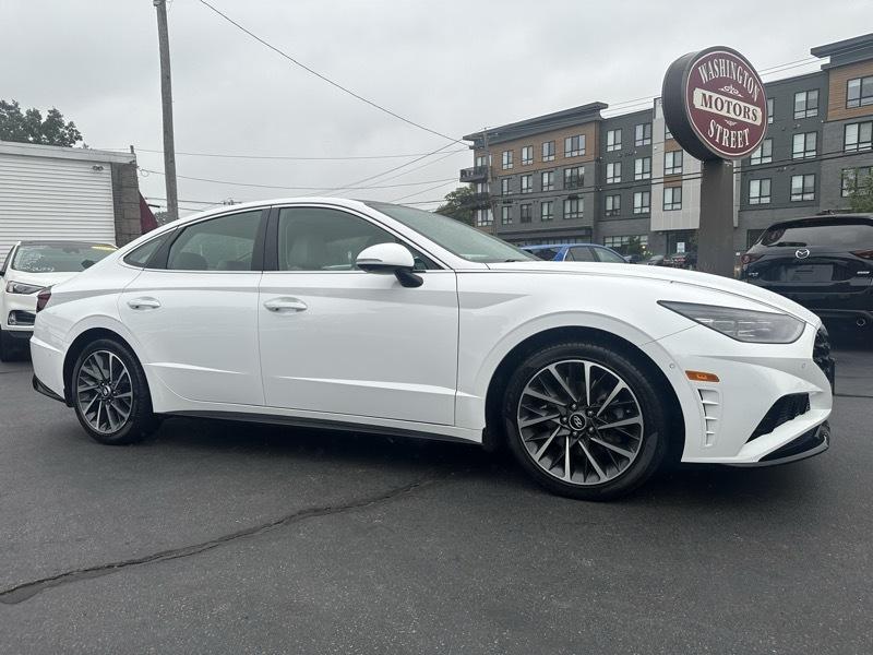 Hyundai Sonata Limited 2023