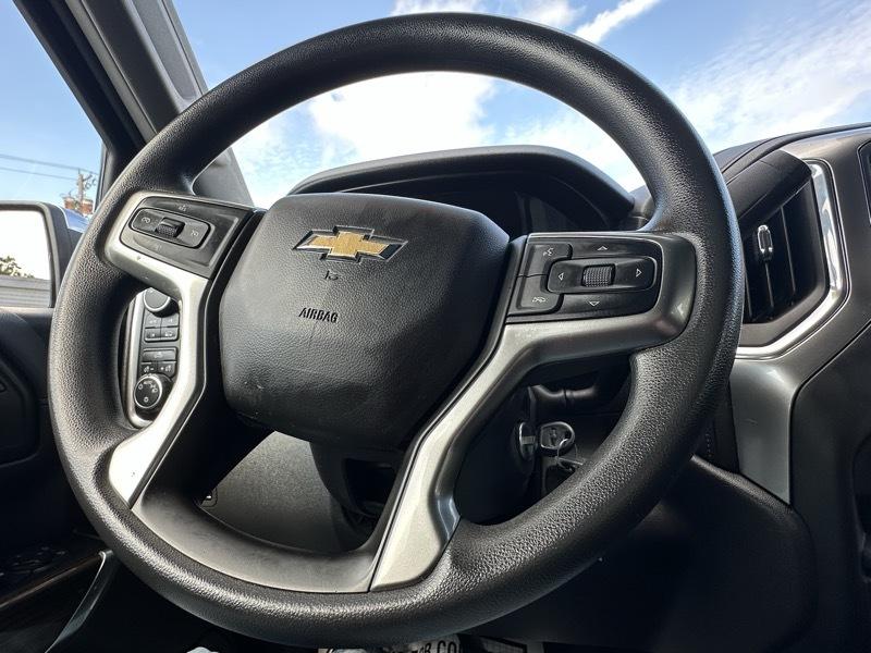 Chevrolet Silverado 1500 LT Crew Cab 4WD 2020