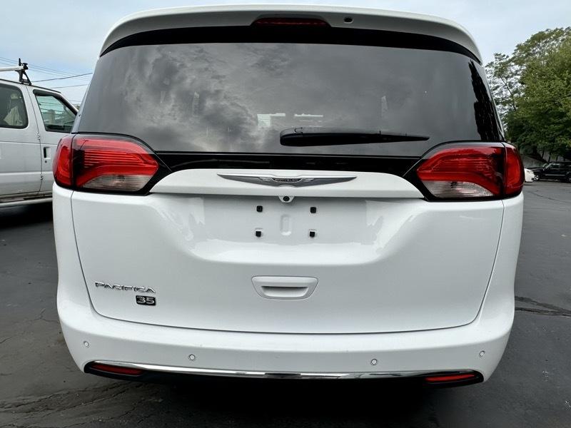Chrysler Pacifica Touring-L 2020