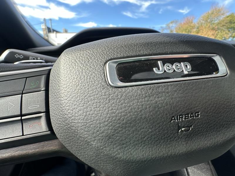 Jeep Grand Cherokee Limited 4WD 2025