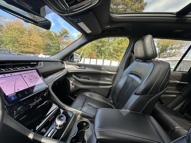 Jeep Grand Cherokee Limited 4WD 2025