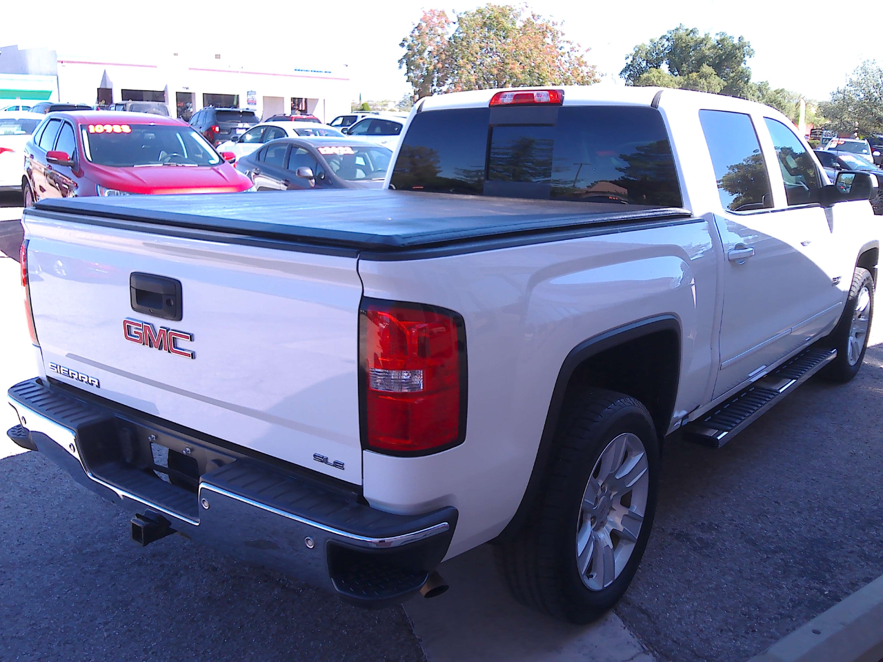 GMC Sierra 1500 SLE Crew Cab Long Box 2WD 2017 GMC Sierra 1500 SLE Crew Cab Long Box 2WD 2017