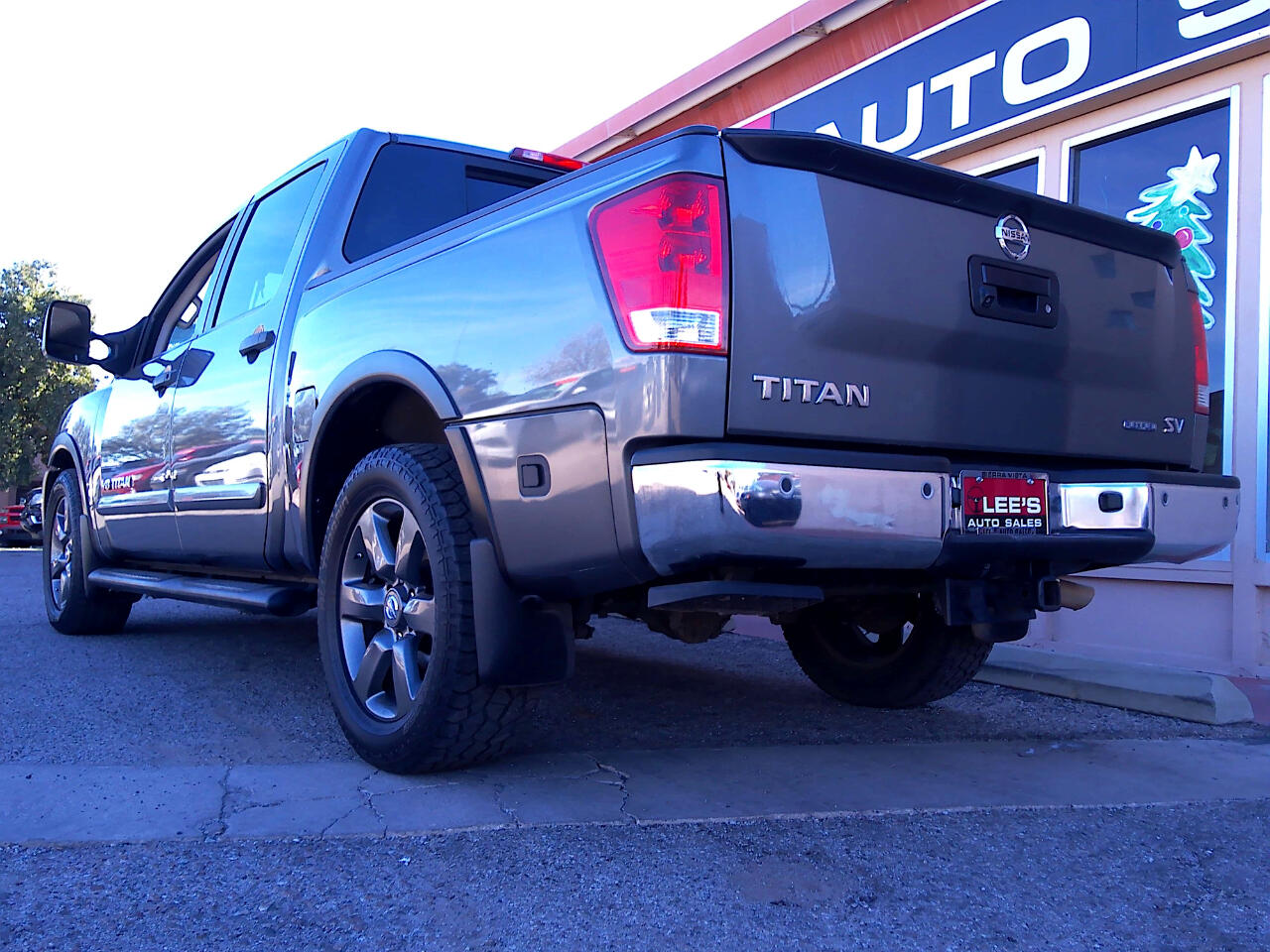 Nissan Titan SV Crew Cab 2WD 2015