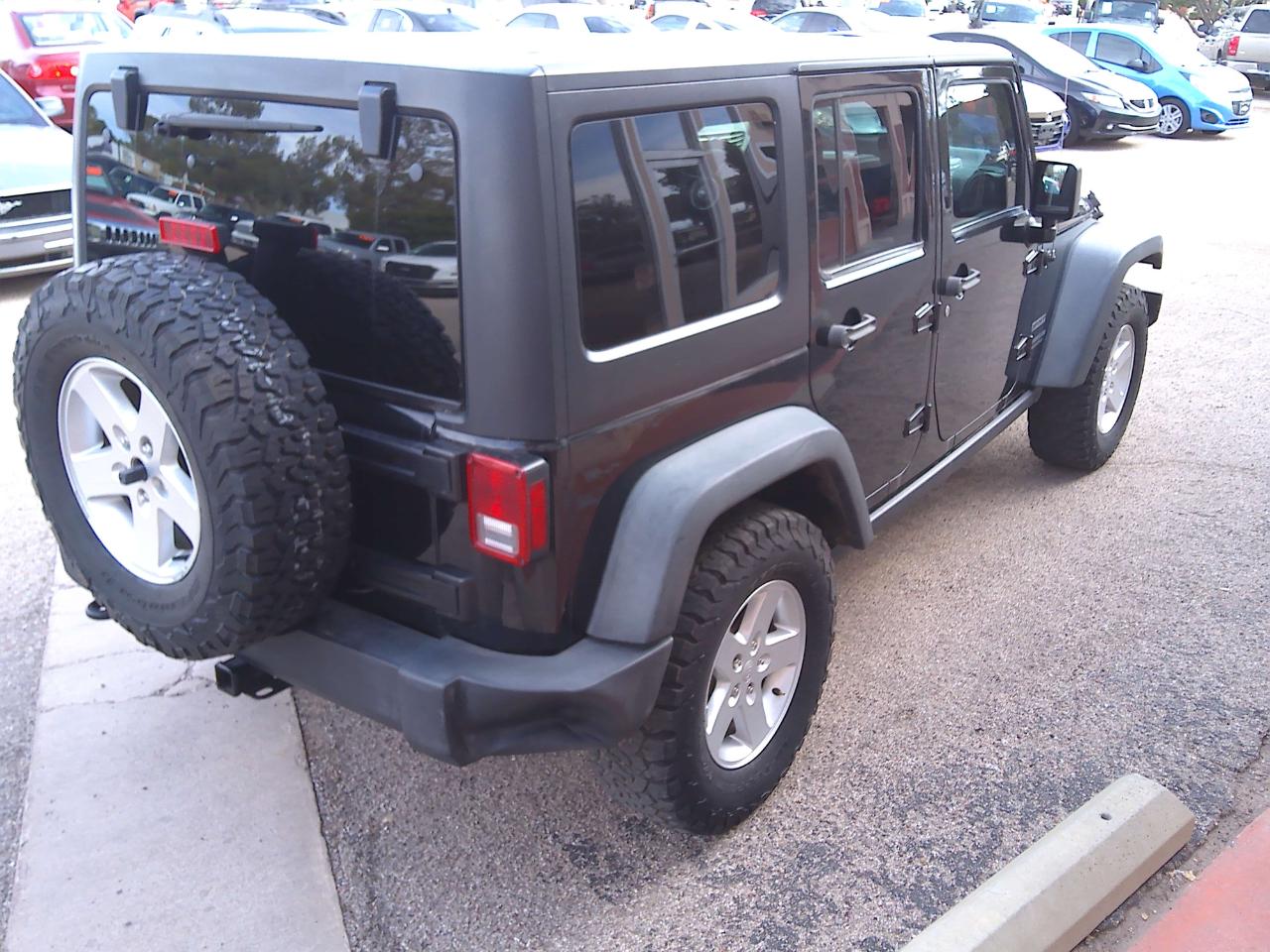 Jeep Wrangler Unlimited Sport 4WD 2015