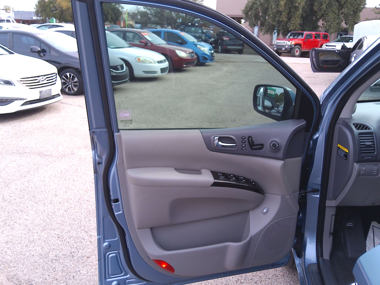 Kia Sedona EX LWB 2012