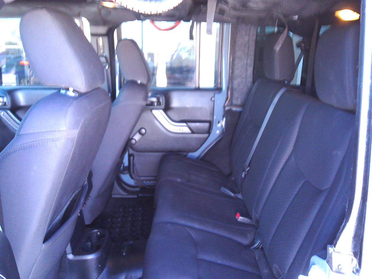 Jeep Wrangler Unlimited Sport 4WD 2014