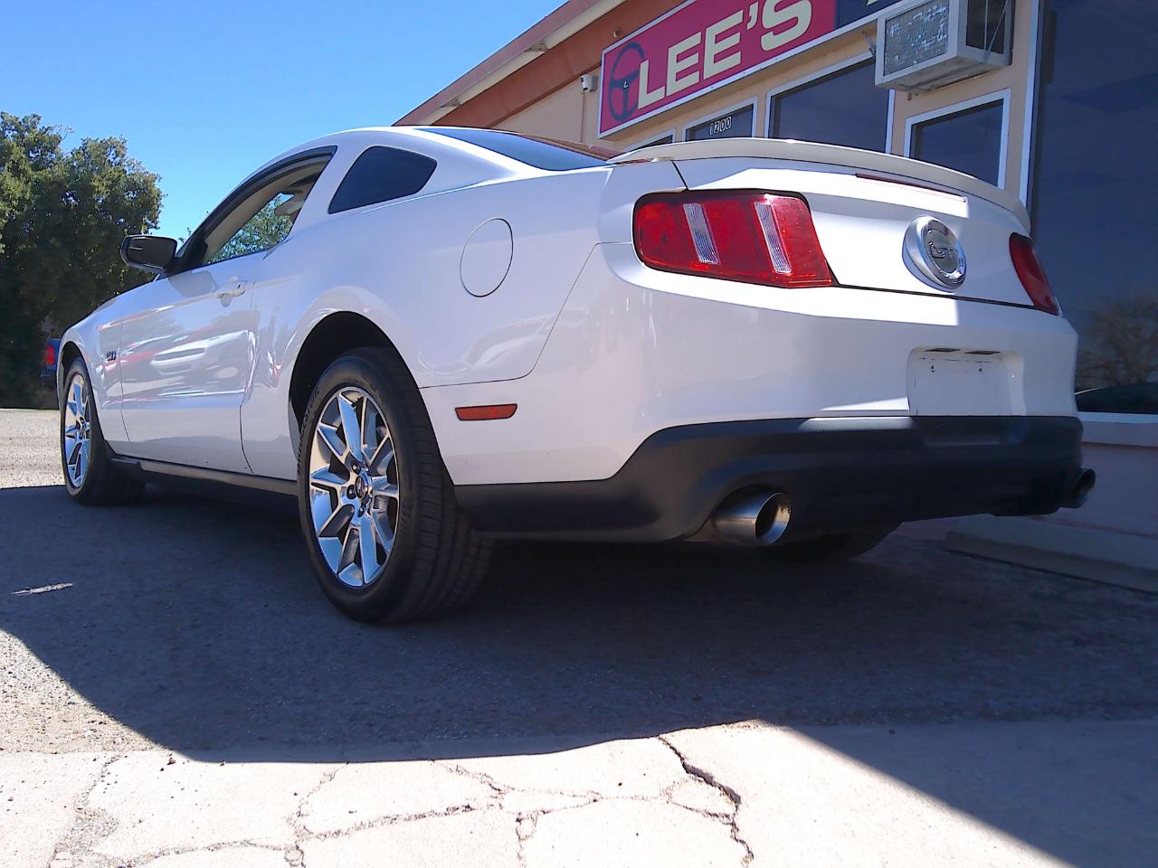 Ford Mustang GT Coupe 2011