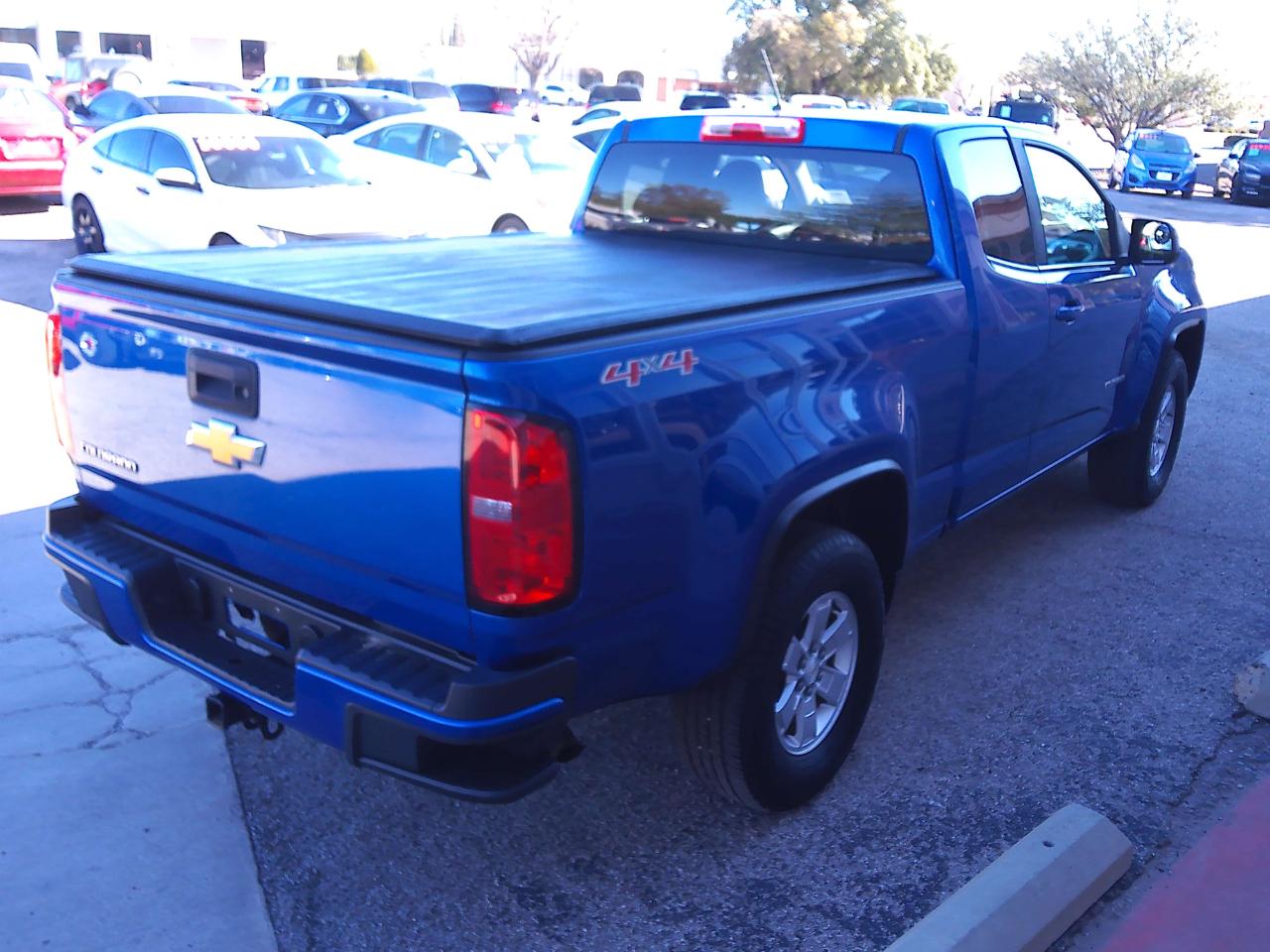 Chevrolet Colorado Work Truck Ext. Cab 4WD 2019