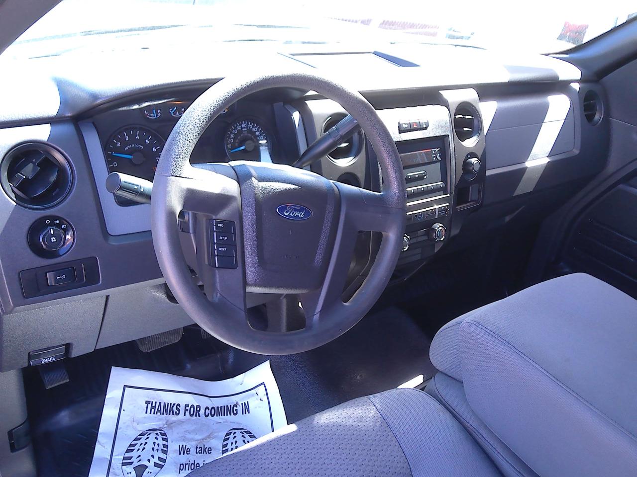 Ford F-150 XL 8-ft. Bed 2WD 2013