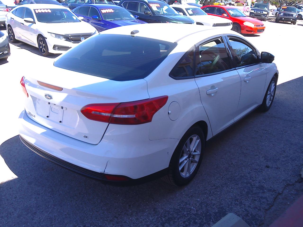 Ford Focus SE Sedan 2015