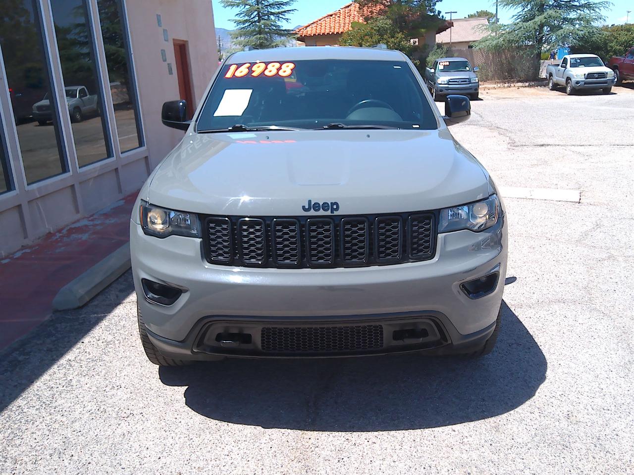 Jeep Grand Cherokee Laredo 2WD 2019
