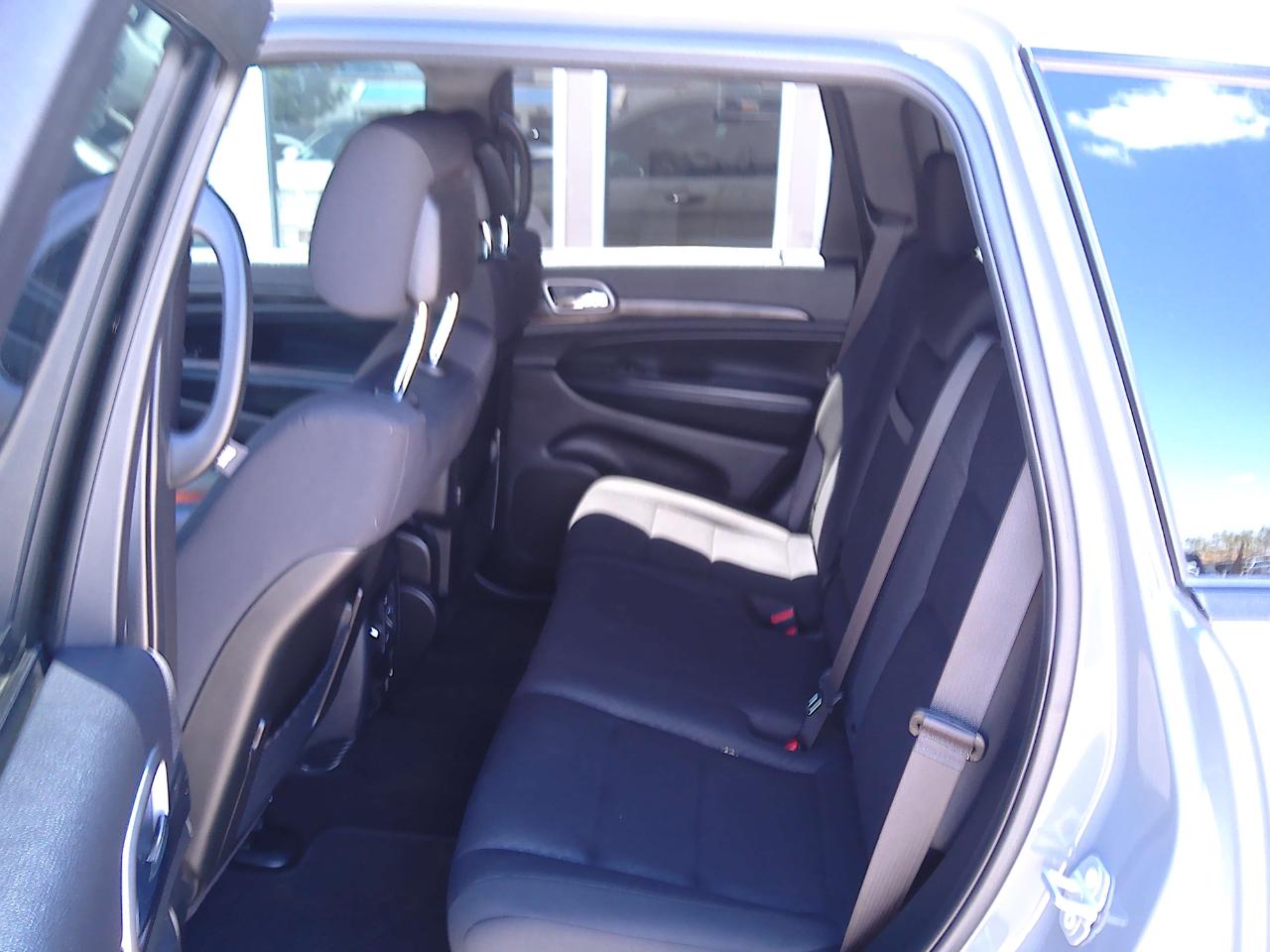 Jeep Grand Cherokee Laredo 2WD 2019