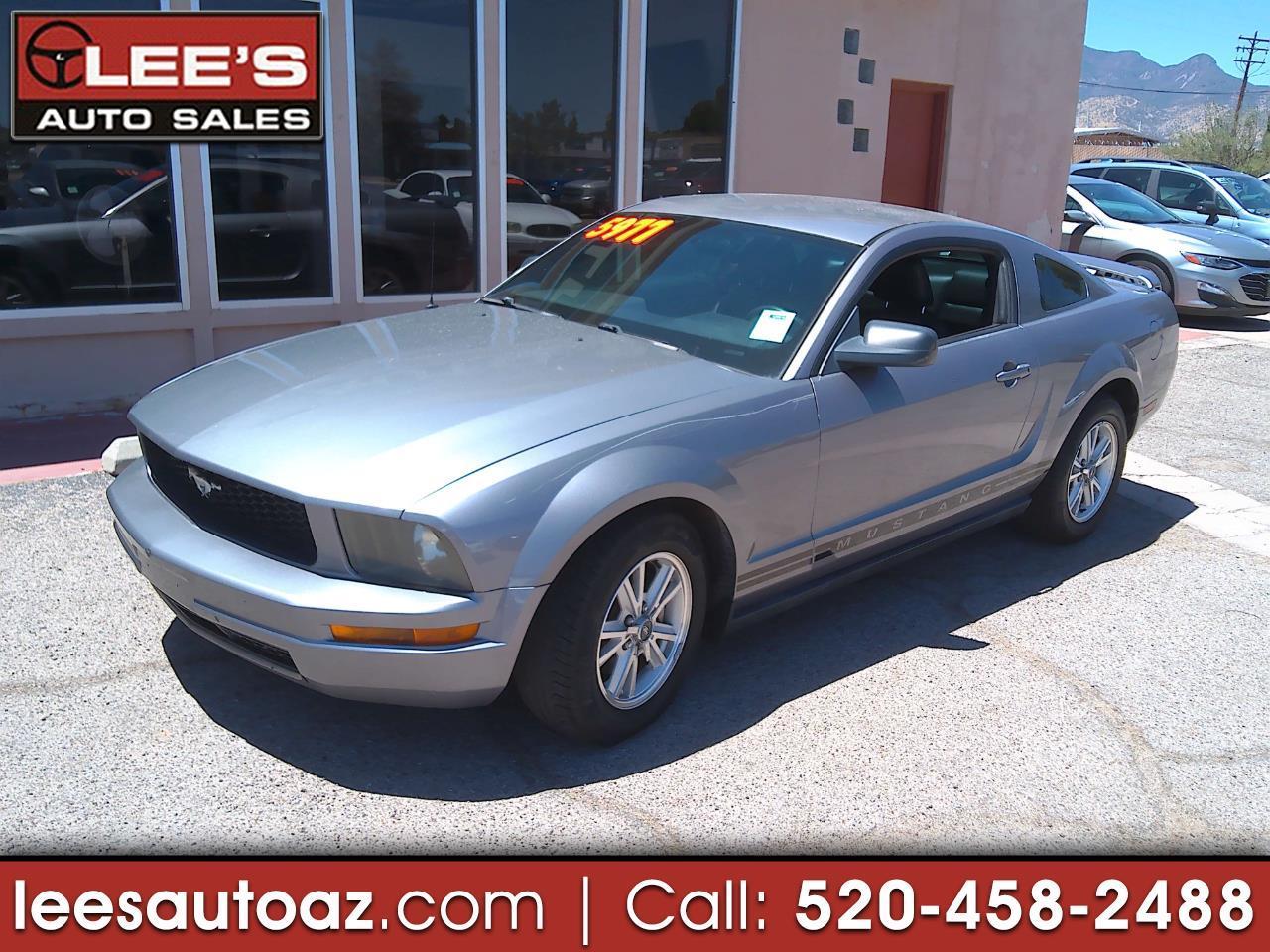 Ford Mustang V6 Deluxe Coupe 2006
