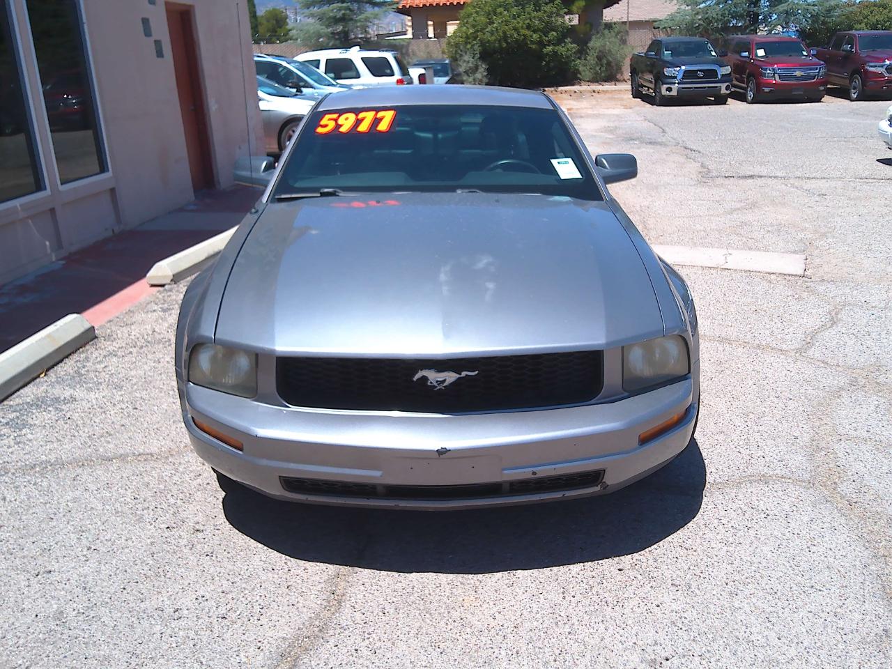 Ford Mustang V6 Deluxe Coupe 2006