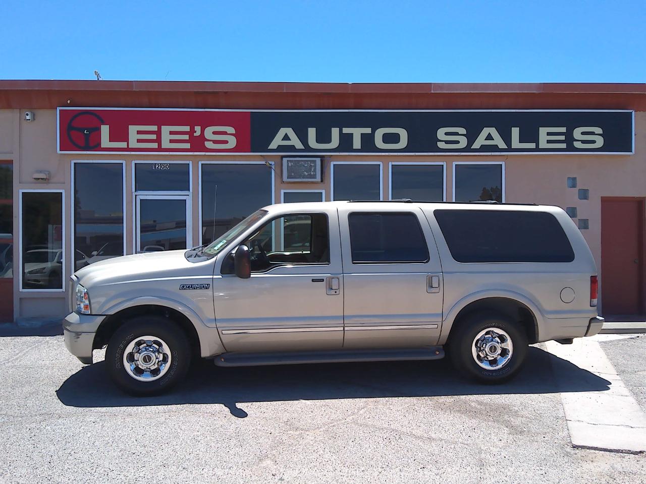 Ford Excursion Limited 6.8L 2WD 2005