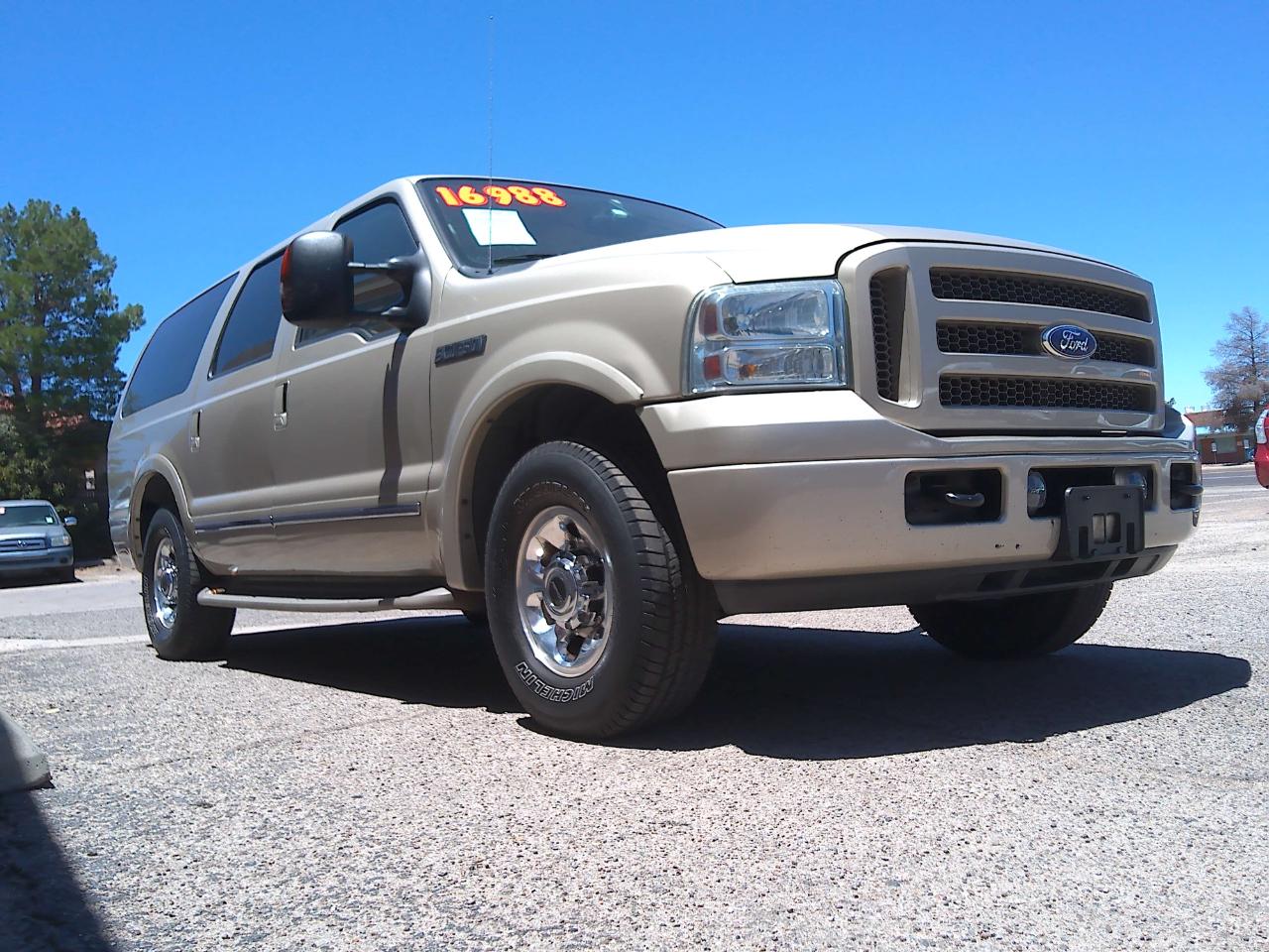 Ford Excursion Limited 6.8L 2WD 2005