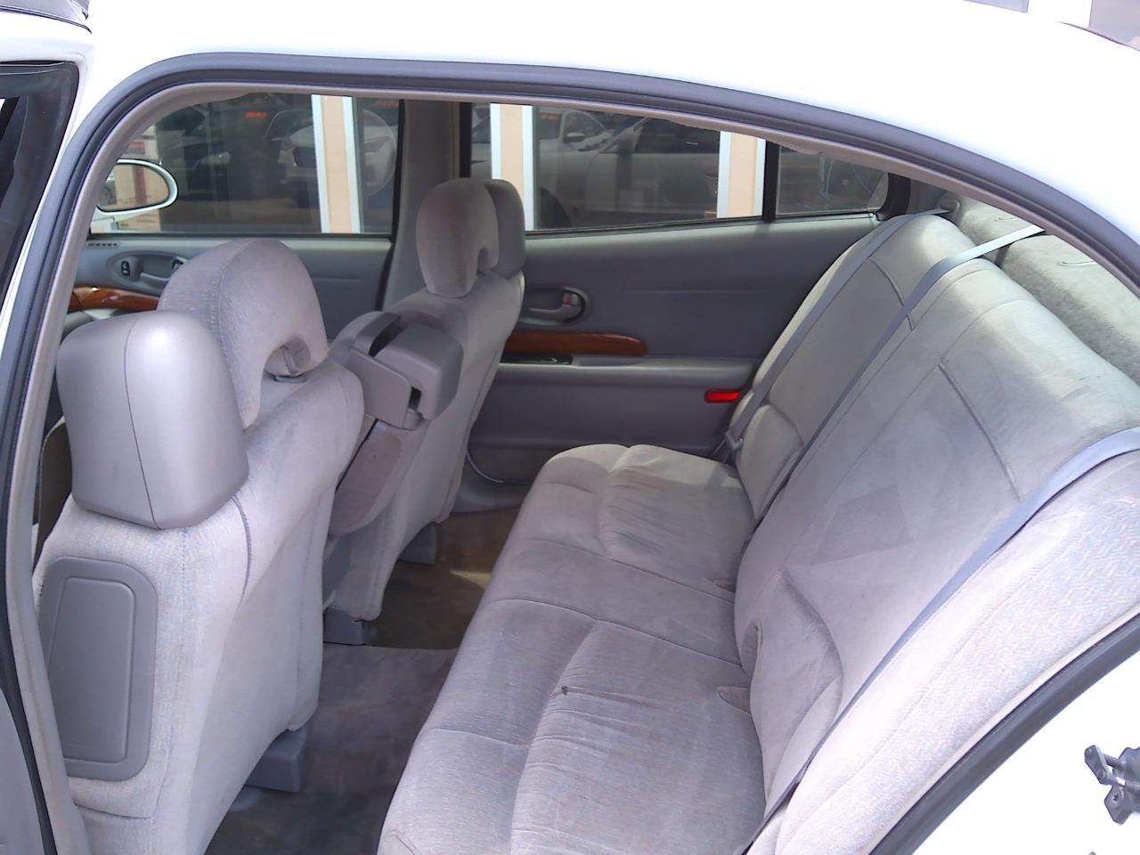 Buick LeSabre Custom 2000