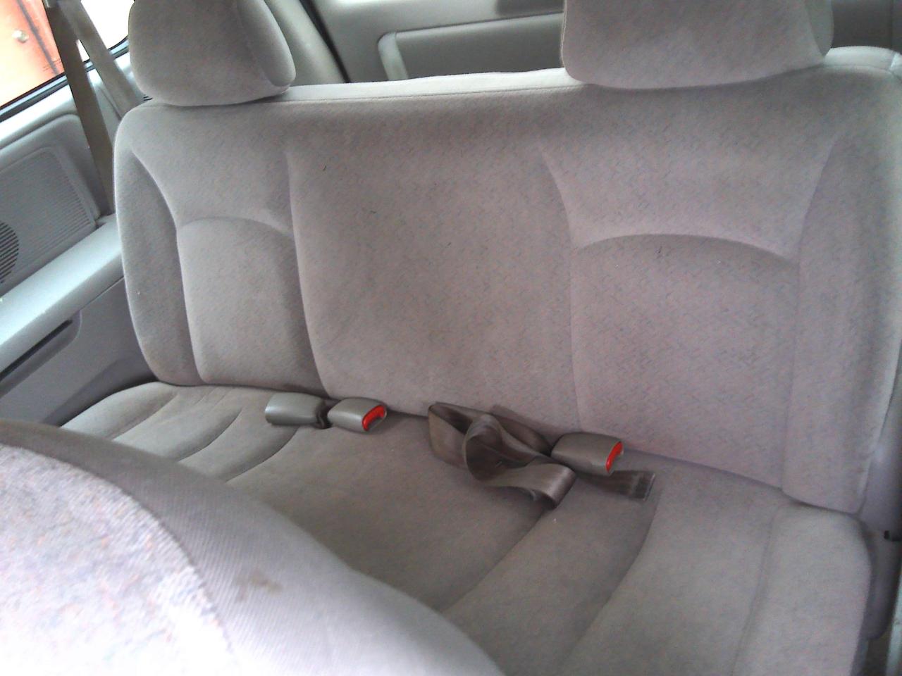 Chrysler Town & Country Base 2003