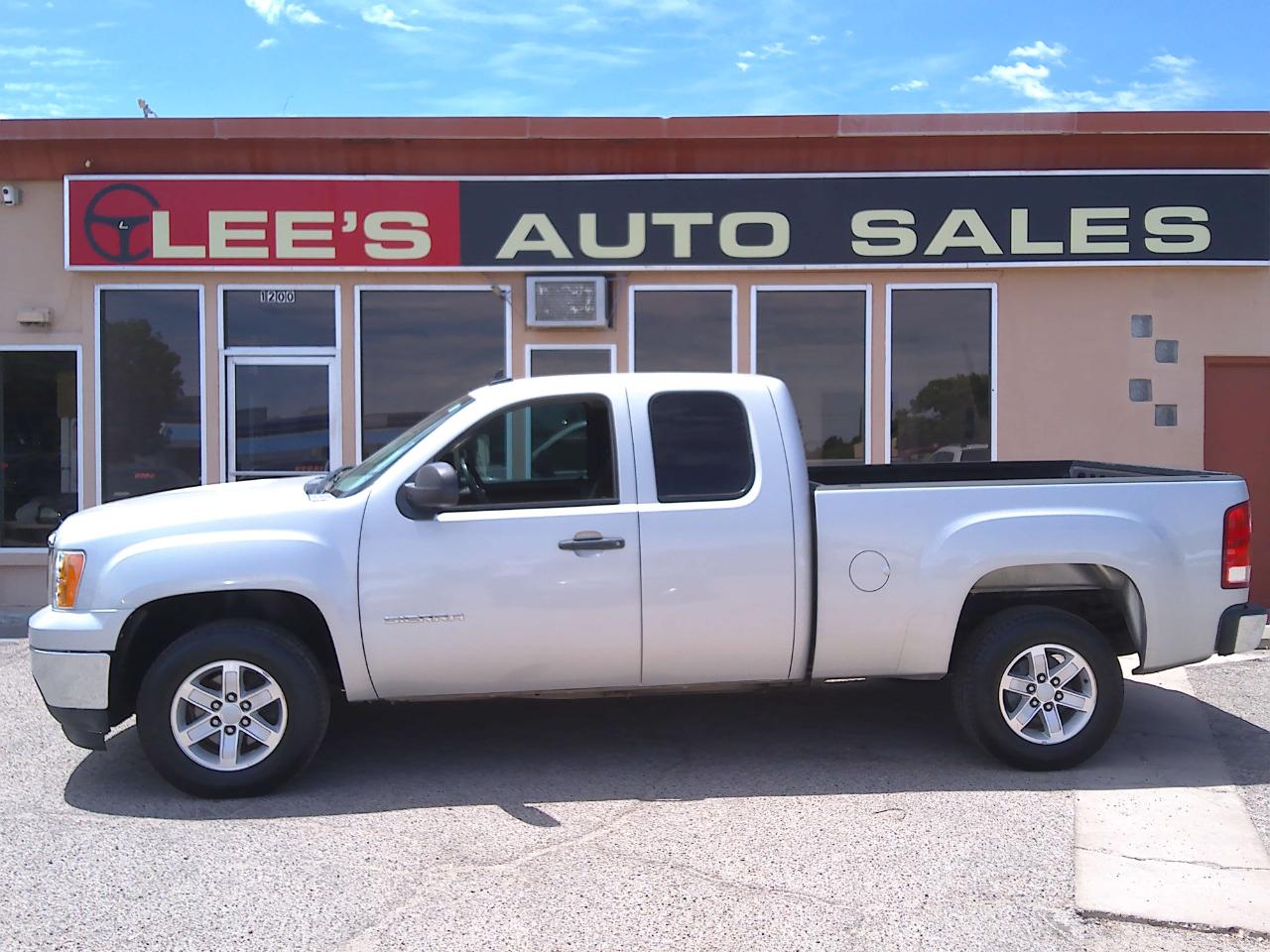 GMC Sierra 1500 SLE Ext. Cab 2WD 2011
