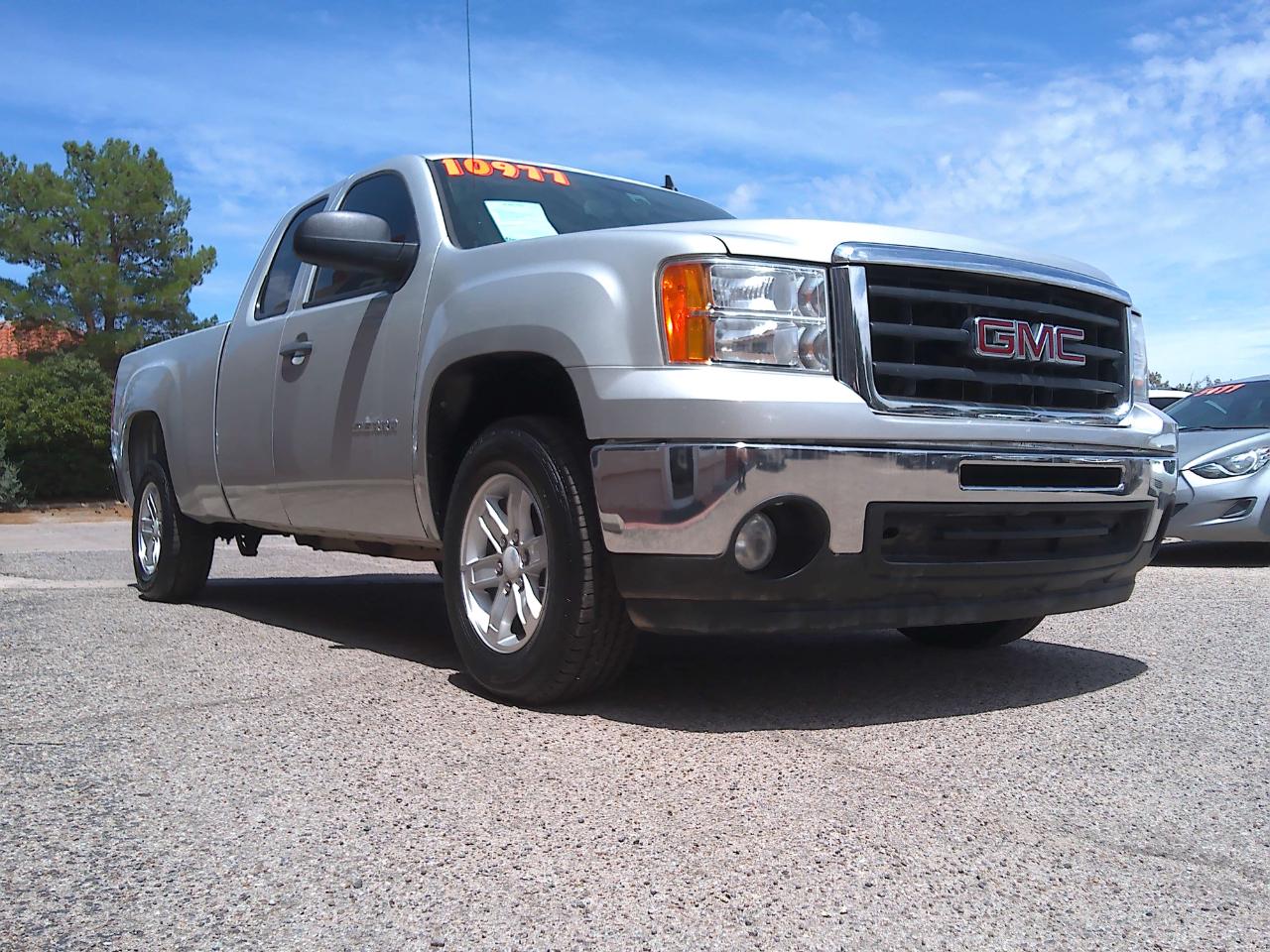 GMC Sierra 1500 SLE Ext. Cab 2WD 2011