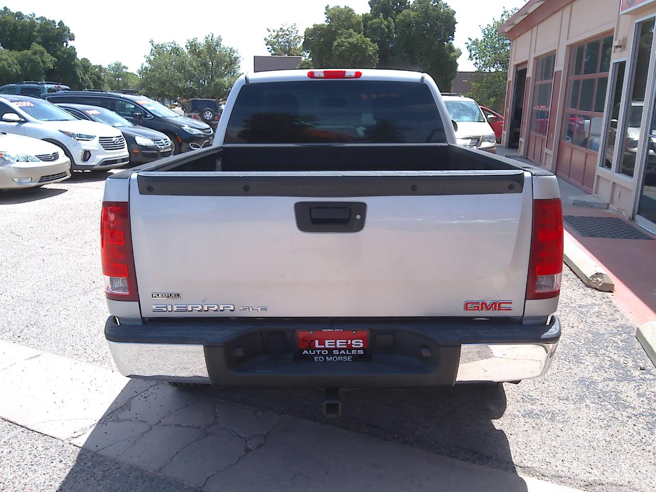 GMC Sierra 1500 SLE Ext. Cab 2WD 2011