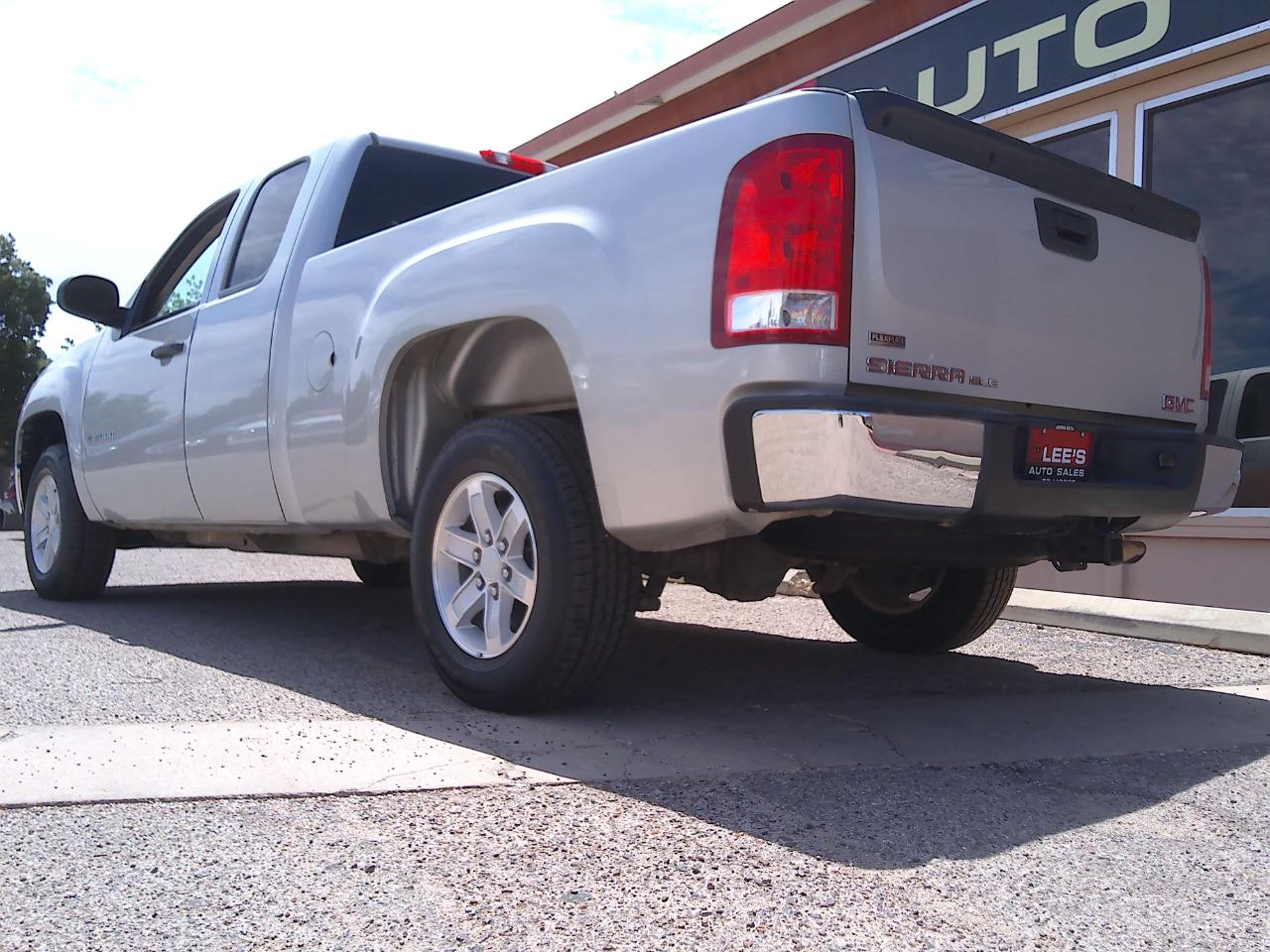 GMC Sierra 1500 SLE Ext. Cab 2WD 2011
