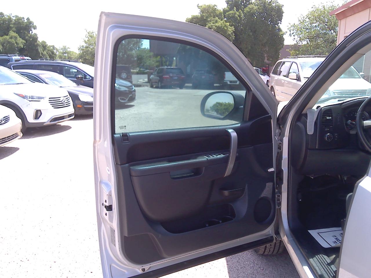 GMC Sierra 1500 SLE Ext. Cab 2WD 2011