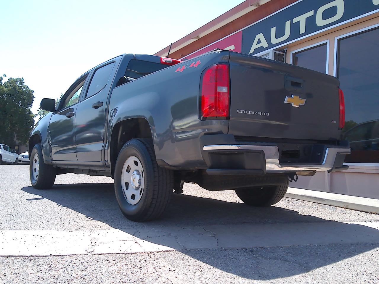 Chevrolet Colorado WT Crew Cab 4WD Short Box 2015