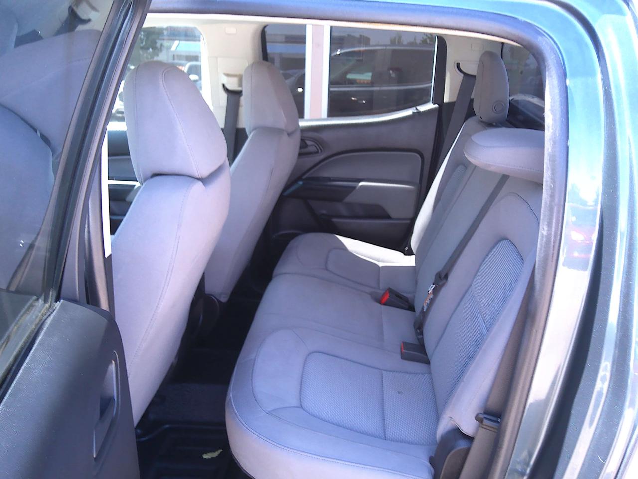 Chevrolet Colorado WT Crew Cab 4WD Short Box 2015