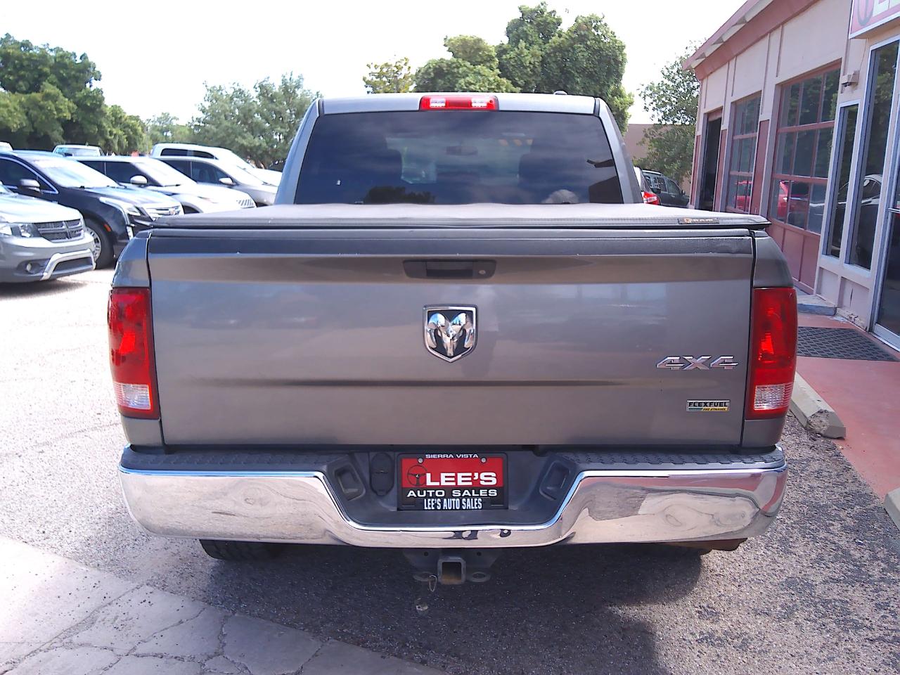 RAM 1500 ST Crew Cab 4WD 2011