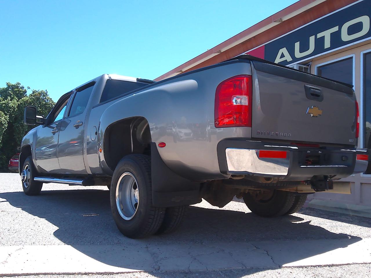 Chevrolet Silverado 3500HD LTZ Crew Cab DRW 4WD 2007