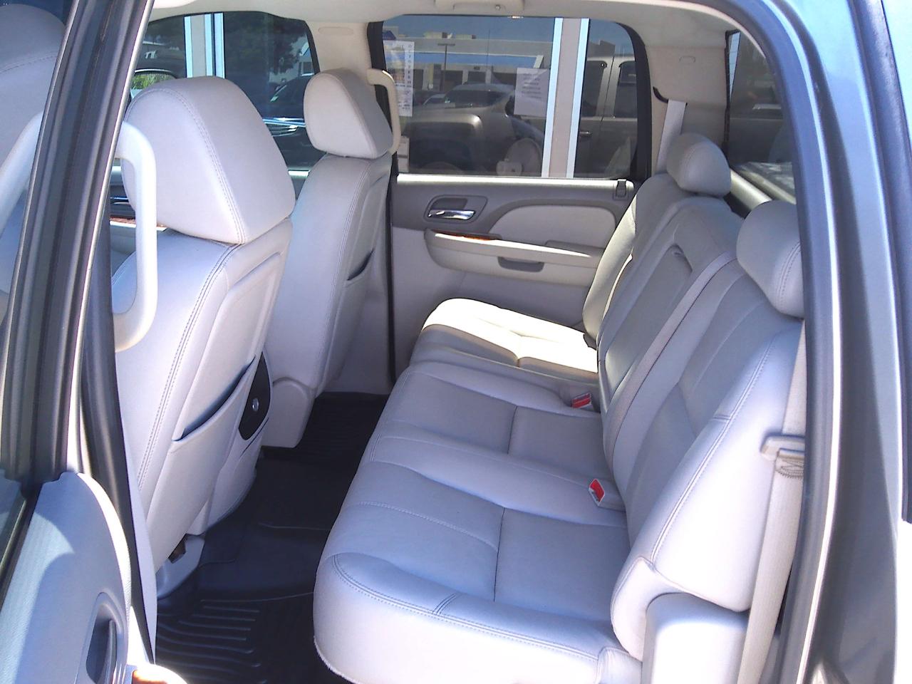 Chevrolet Silverado 3500HD LTZ Crew Cab DRW 4WD 2007
