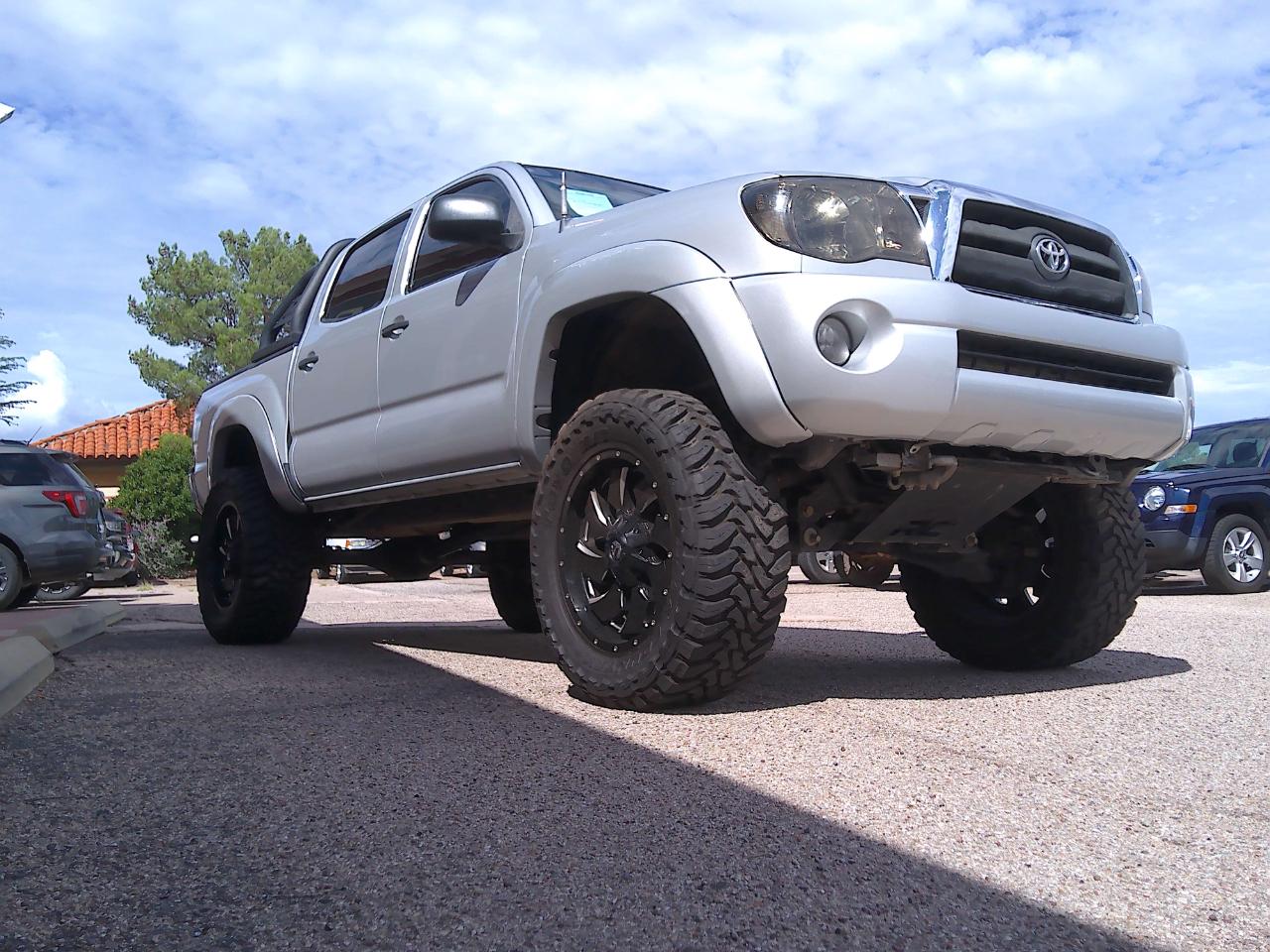 Toyota Tacoma PreRunner Double Cab V6 Auto 2WD 2006