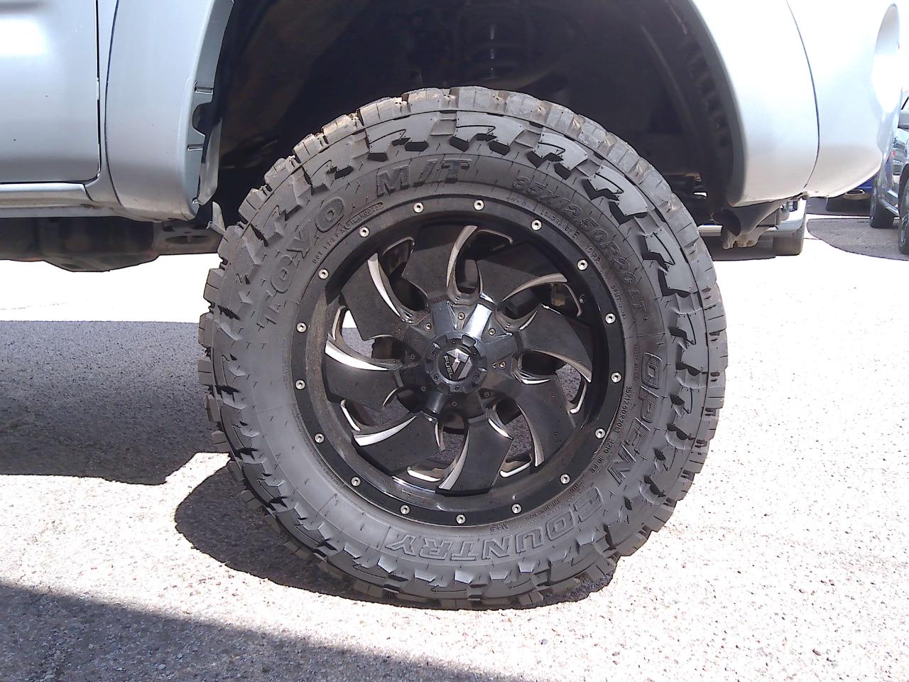 Toyota Tacoma PreRunner Double Cab V6 Auto 2WD 2006